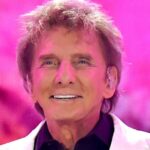 Barry Manilow Isn’t Removing His Music From Spotify, Shuts Down Rumor