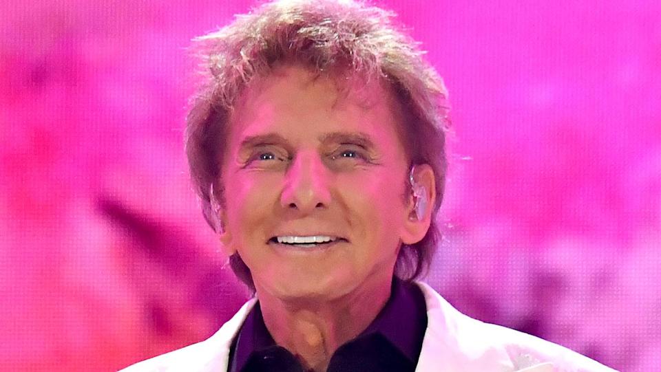 Barry Manilow Isn’t Removing His Music From Spotify, Shuts Down Rumor