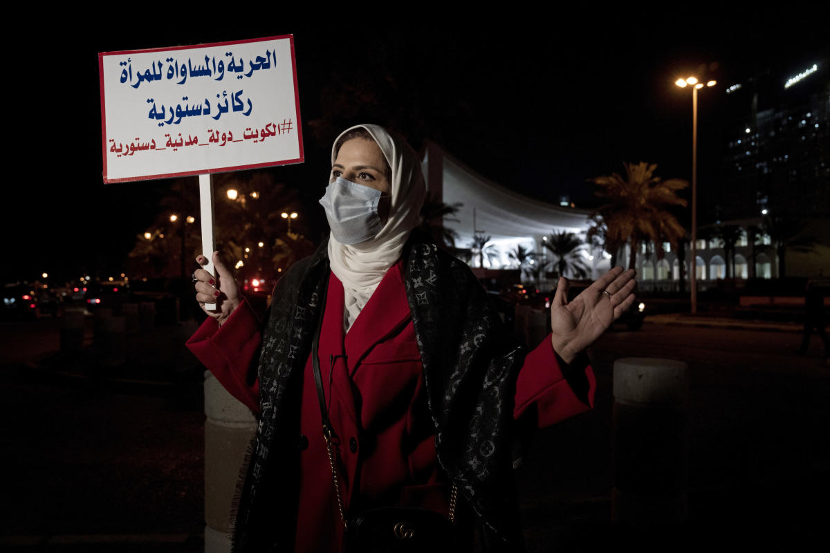 As Kuwait cracks down, a battle erupts over women’s rights