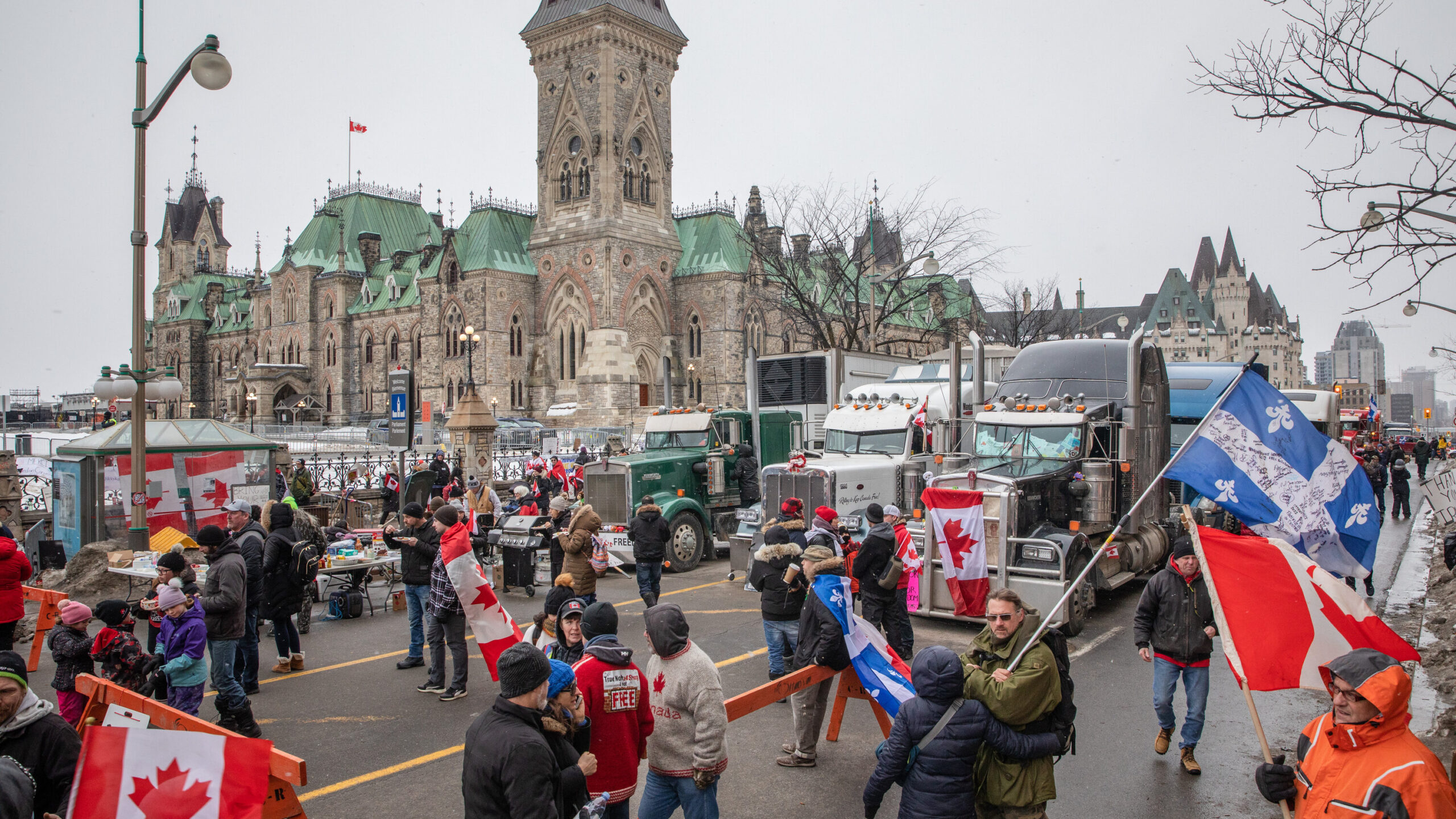 Canada Live Updates: Injunction to Clear Key Bridge at U.S. Border Takes Effect