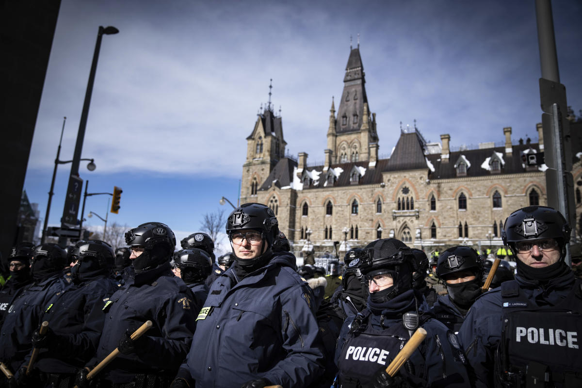 Canadian police appear to end protesters’ siege of Ottawa