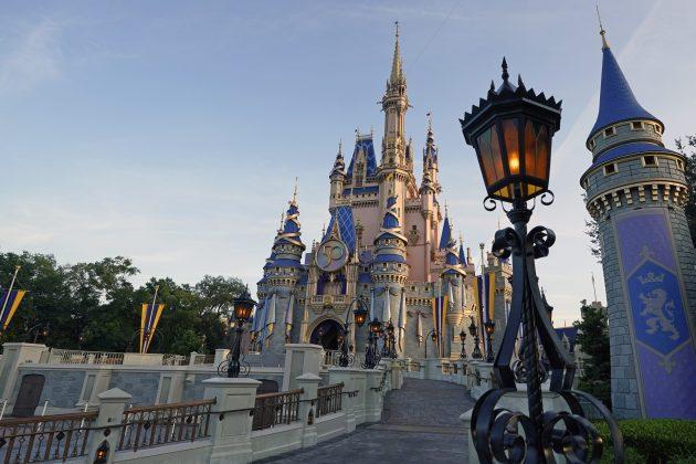 Disneyland, Walt Disney World Lift Mask Requirement For Fully-Vaccinated Guests