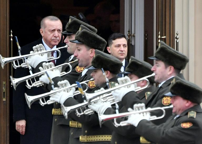 Erdogan seeks payoff from Russia-US clash on Ukraine