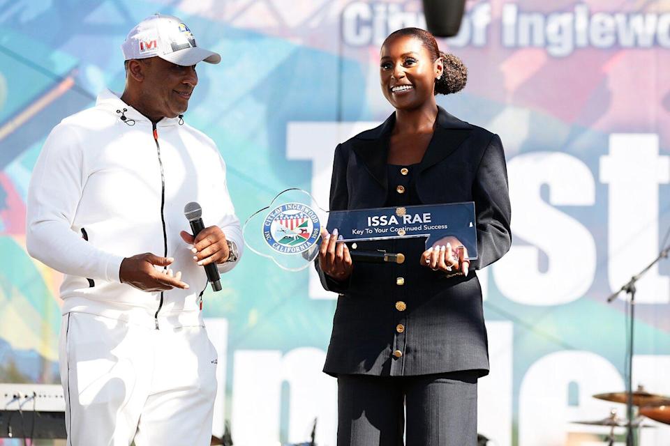 Issa Rae Becomes The First Person To Receive A Key To The City Of Inglewood ‘always Put On For