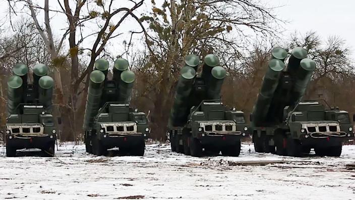 Military Exercises Feared to Be Cover for Putin’s Secret Weapons Plan