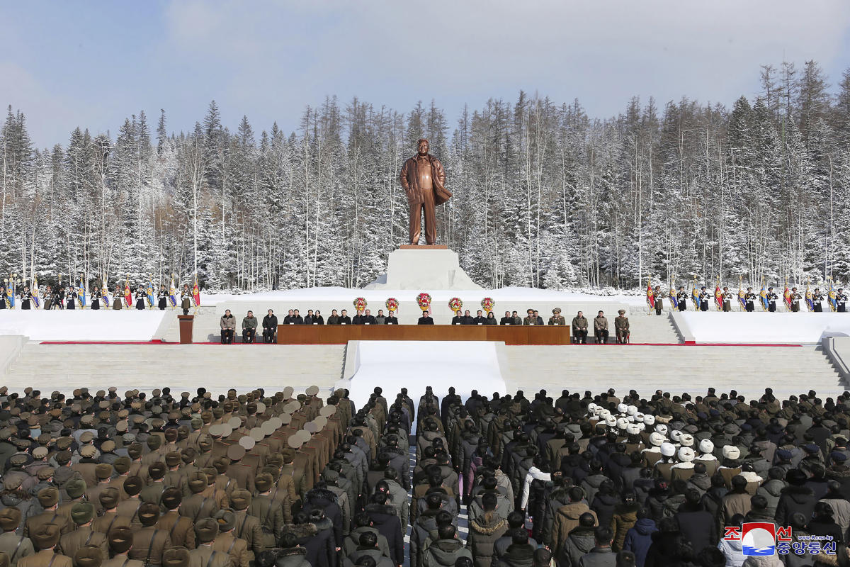 N. Korea celebrates late leader’s birthday, pushes for unity