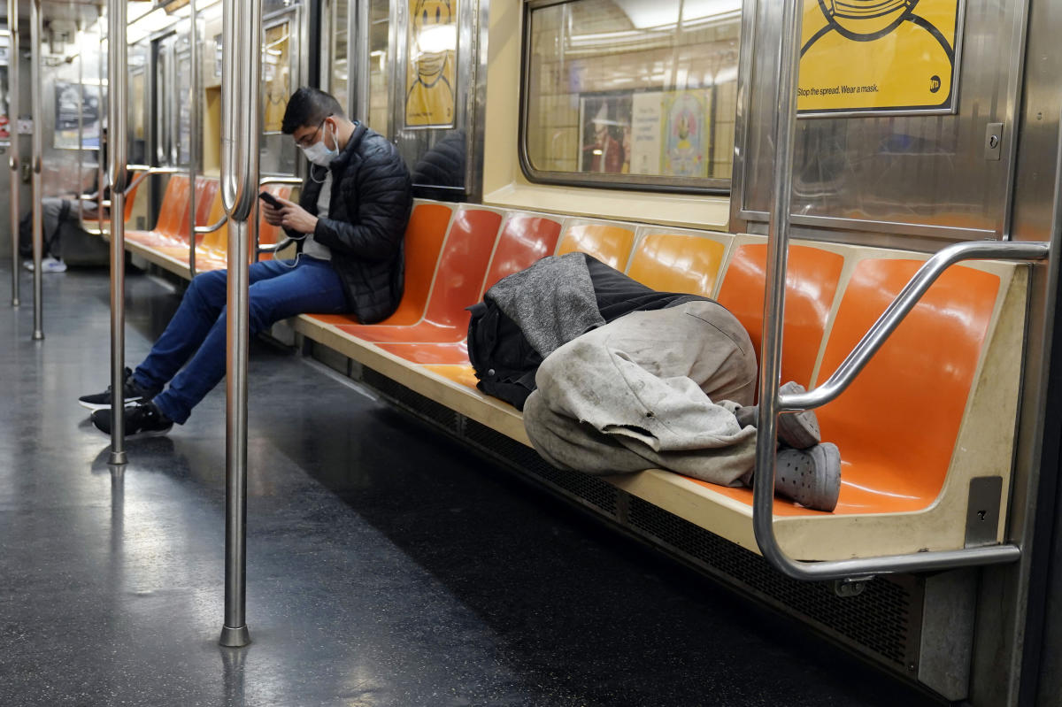 NYC mayor pushes to remove homeless people in subway system