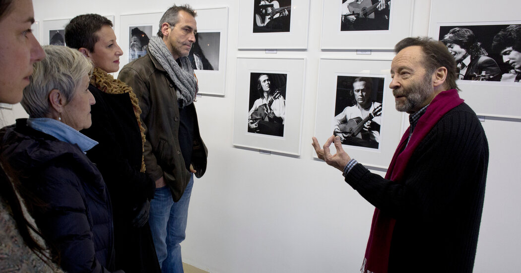 Photographer’s Death Casts Harsh Light on the Cold Streets of Paris