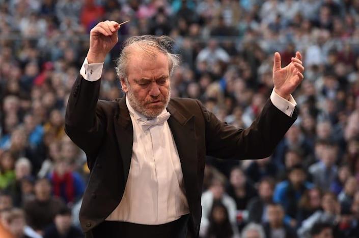 Putin supporter Valery Gergiev will no longer conduct at Carnegie Hall amid Ukraine invasion