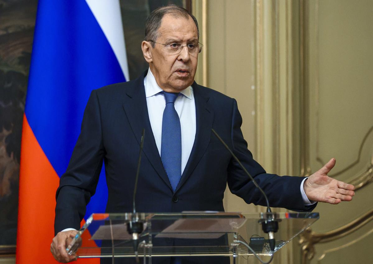 Russian FM urges more talks with West amid Ukraine tensions