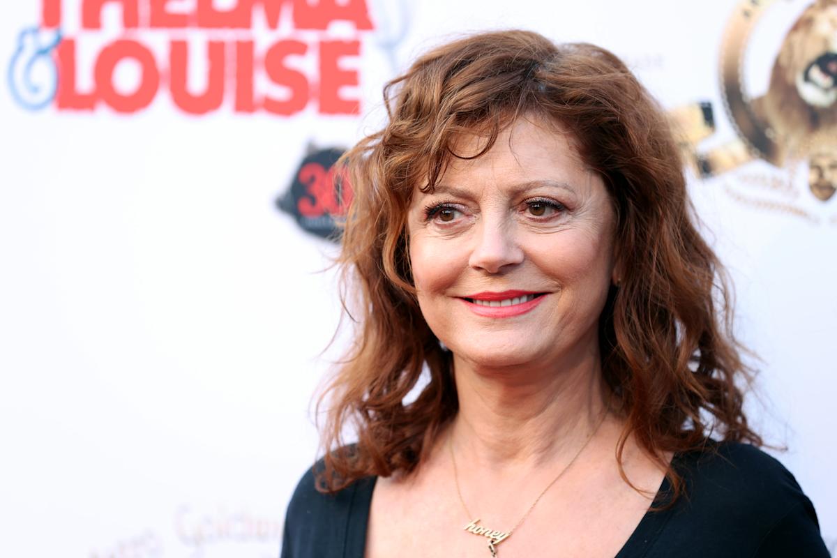 Susan Sarandon apologizes for ‘deeply disrespectful’ anti-cop meme after backlash