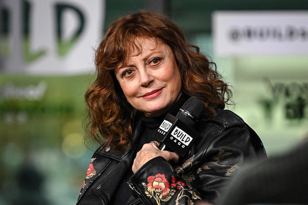 Susan Sarandon faces backlash for retweeting post comparing police funeral to fascism