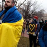 Ukrainian protesters gather outside White House to demand stricter sanctions against Putin