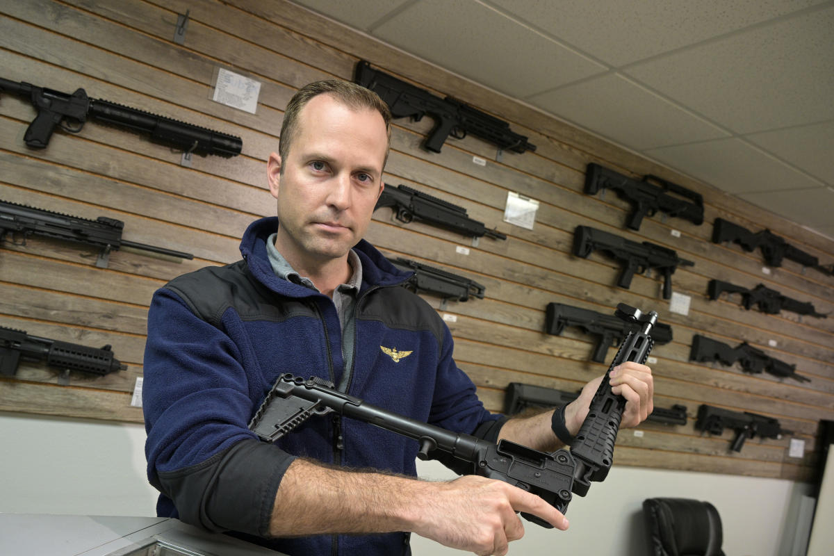 American gunmakers help Ukrainians fight back against Putin