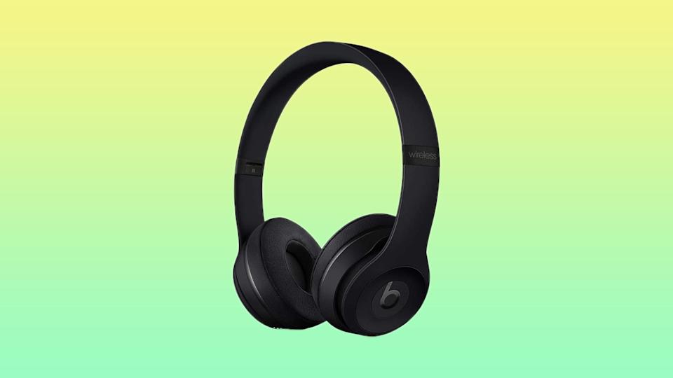 Beats Solo3 wireless headphones last for an unreal 40 hours a charge — and they’re  off at Amazon