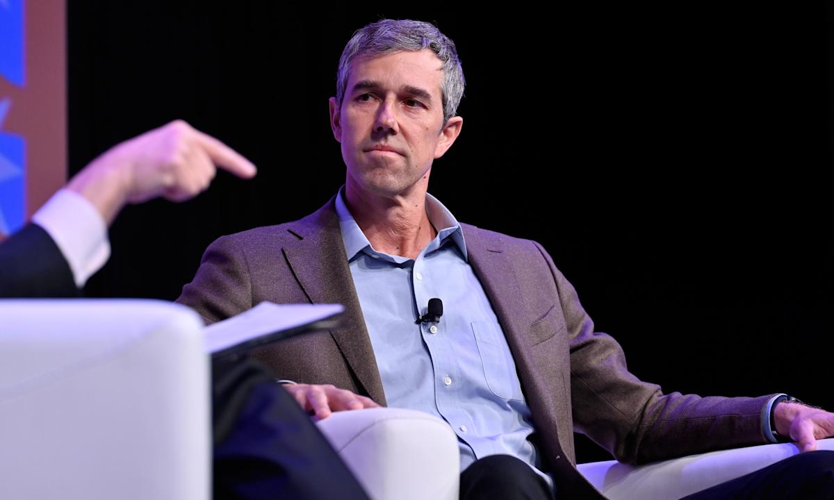 Beto O’Rourke calls Texas governor Greg Abbott an ‘authoritarian’ and ‘thug’