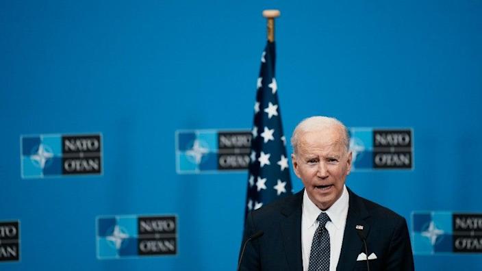 Biden says he supports removing Russia from G-20