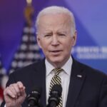 Biden says Putin is a “war criminal”