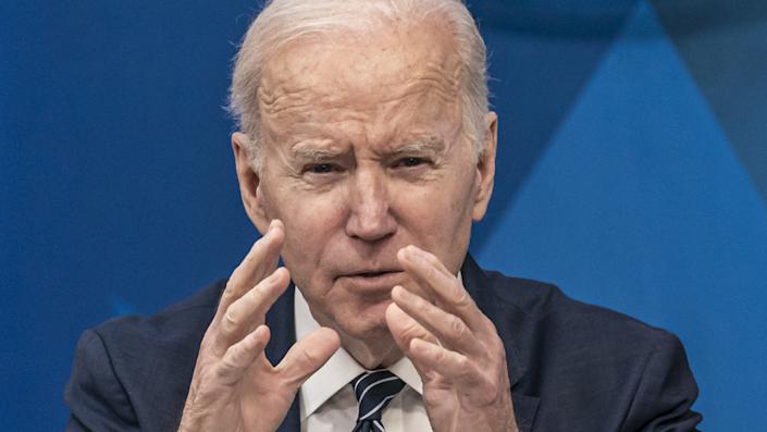 Biden tells China’s Xi to keep his distance from Russia’s war effort