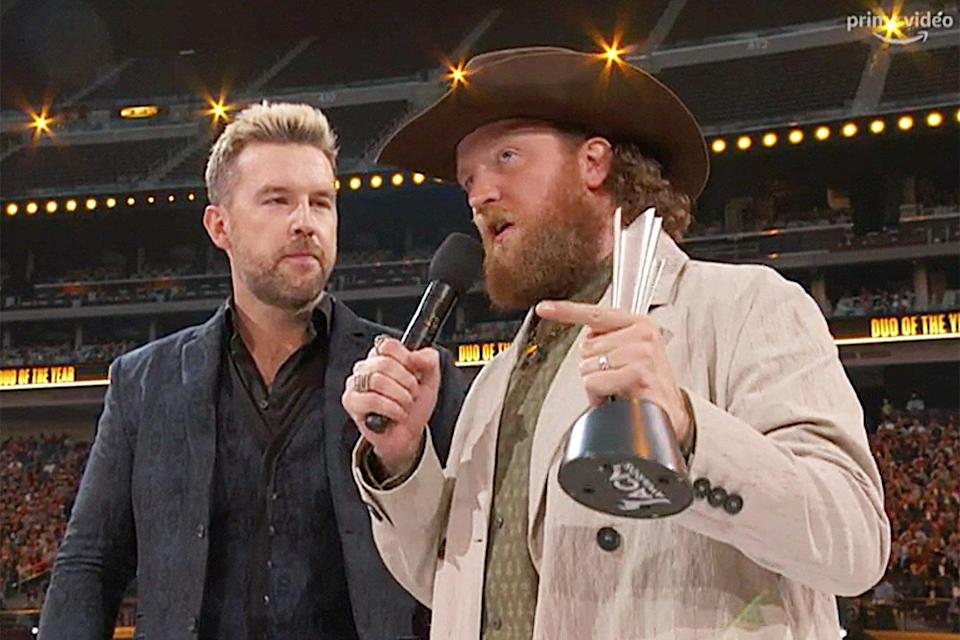 Brothers Osborne Wins Duo of the Year at 2022 ACM Awards: ‘Always Comes as a Huge Surprise’