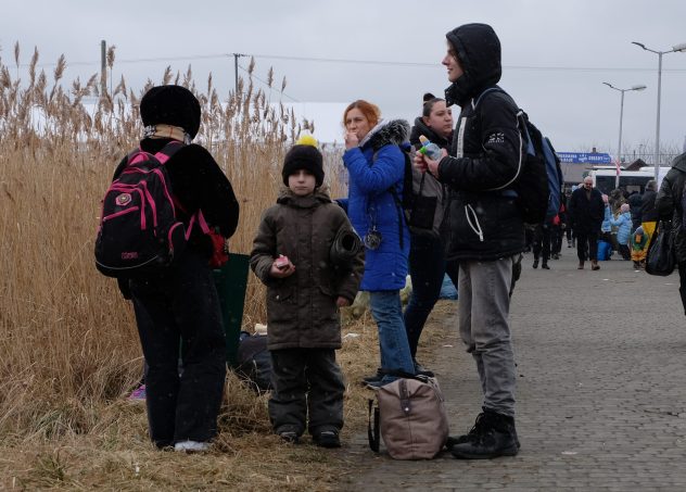 Cold weather adds separate challenge for far-traveling refugees