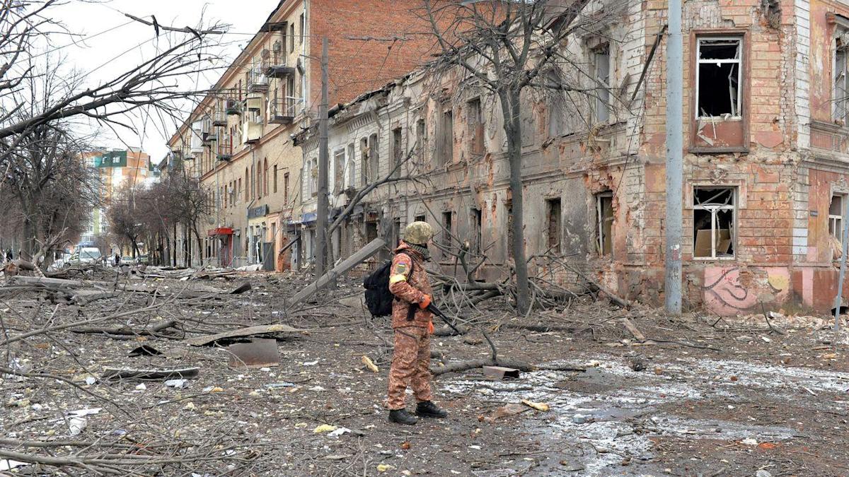 “It’s medieval:” Russian shelling destroys Mariupol children’s hospital