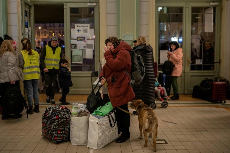 More than 3.9 million Ukrainians flee war