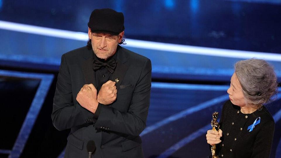 Oscars American Sign Language Live Stream Racks Up 300,000 Views, 1 Million Impressions