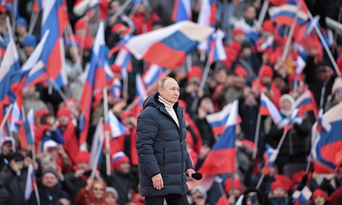 Putin ‘channeling his inner Trump’ at Moscow rally, says Sean Hannity