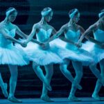 Putin suggests sweeping changes at Bolshoi, Mariinsky theaters