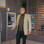 Retired Doctor’s Protest Gets Attention of Spanish Banks