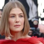 Rosamund Pike Joins Protest Outside Russia’s London Embassy