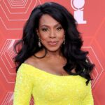 Sheryl Lee Ralph says a casting agent didn’t want her kissing Tom Cruise on screen because of her race