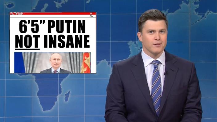 SNL’s ‘Weekend Update’ Roasts ‘Insane’ Putin and ‘Honorary Russian’ Trump