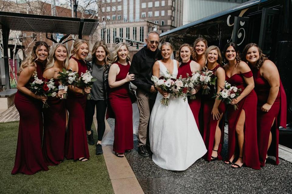 Tom Hanks photobombs a bride’s wedding photos