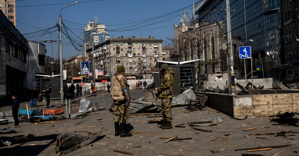 Ukraine Live Updates: 3 European Leaders Head to Kyiv as Attacks Continue