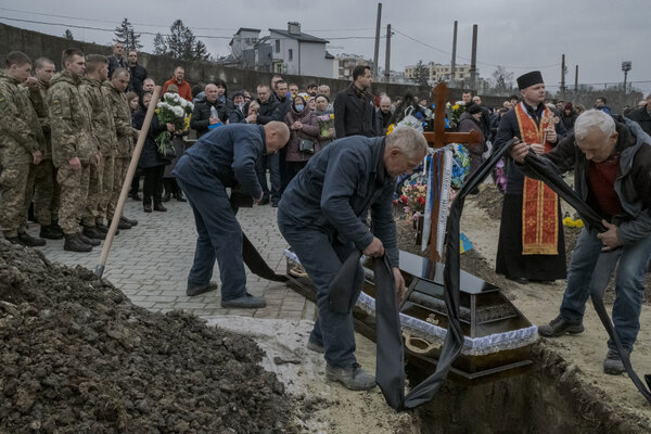 Ukraine Live Updates: Toll on Civilians and Global Economy Grows as War Enters 6th Week