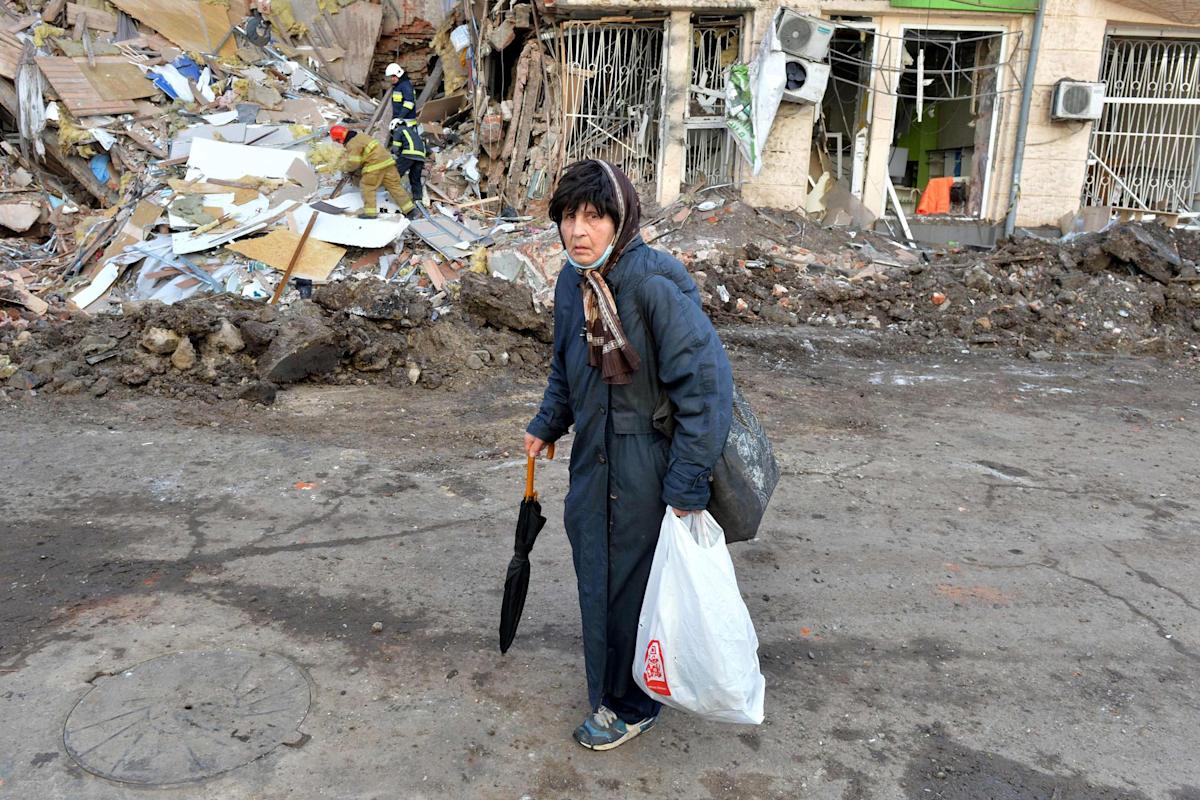 Ukraine-Russia war live updates: Civilians bombarded as war enters fourth week