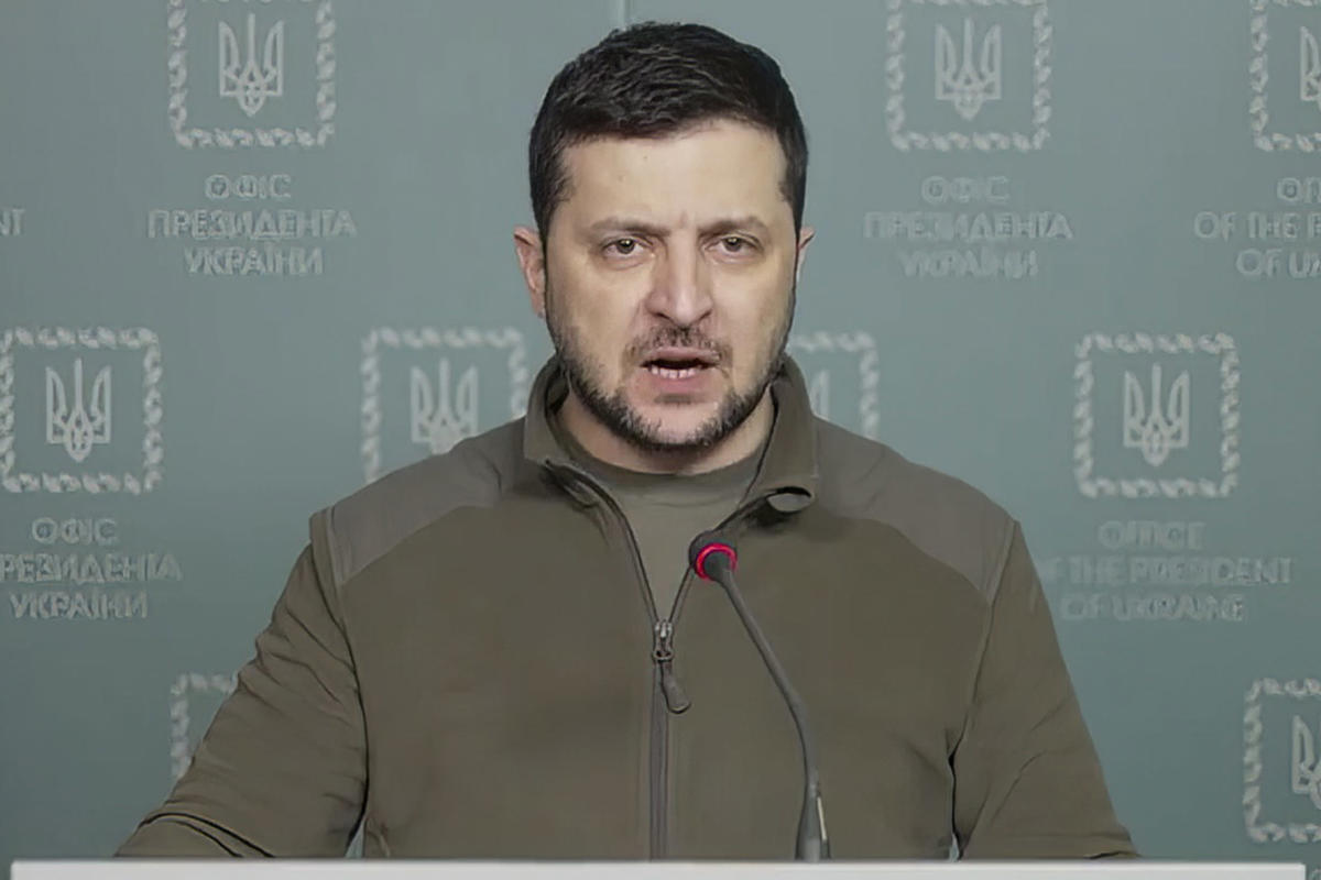 Zelenskyy center stage: Facing Congress, pleading for help