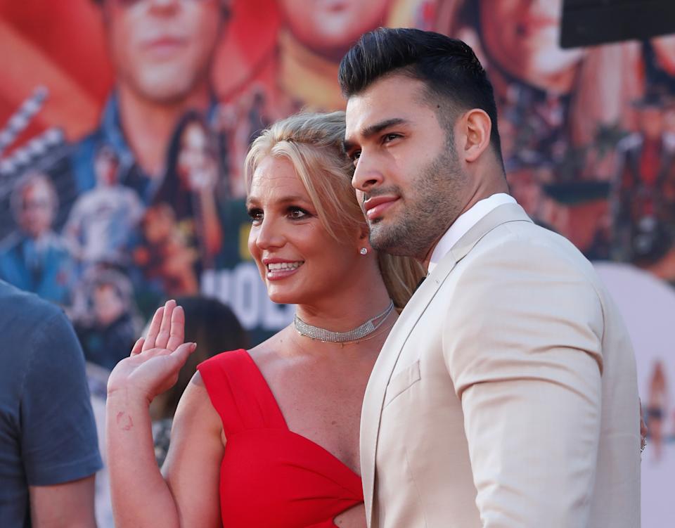 Britney Spears says she’s pregnant in Instagram post, expecting 1st child with Sam Asghari