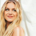 Despite COVID, Kelsea Ballerini Remotely Crashes CMT Awards Monologue