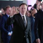 Elon Musk Buys a Large Stake in Twitter