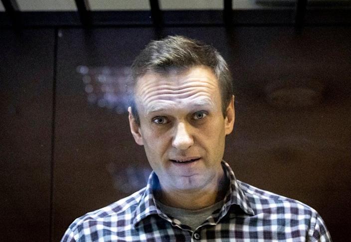 Imprisoned Navalny urges France to vote for Macron because of Le Pen’s Russia links