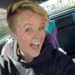 JoJo Siwa Chops Off Her Signature Ponytail – See Her Gorgeous New Hairstyle!