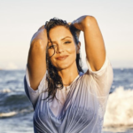 Katharine McPhee Foster’s wet T-shirt photo shoot has an important message