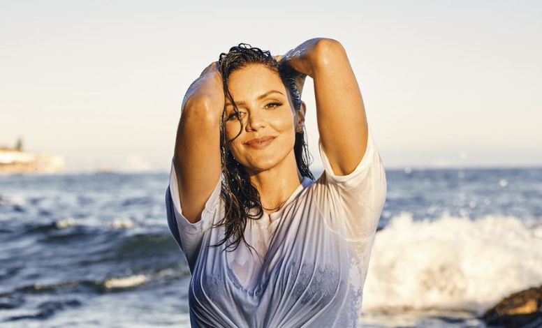 Katharine McPhee Foster’s wet T-shirt photo shoot has an important message