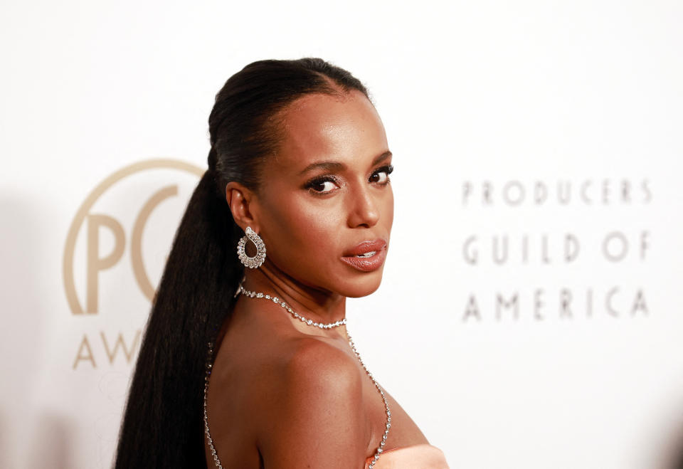 Kerry Washington poses in string bikini to share important message