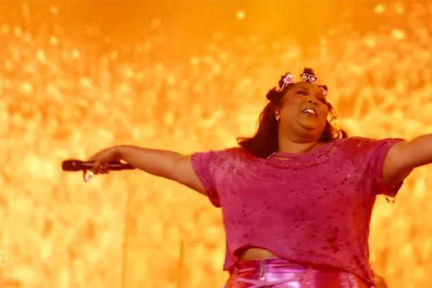 Lizzo Joins Harry Styles for One Direction Favorite at Coachella Weekend 2