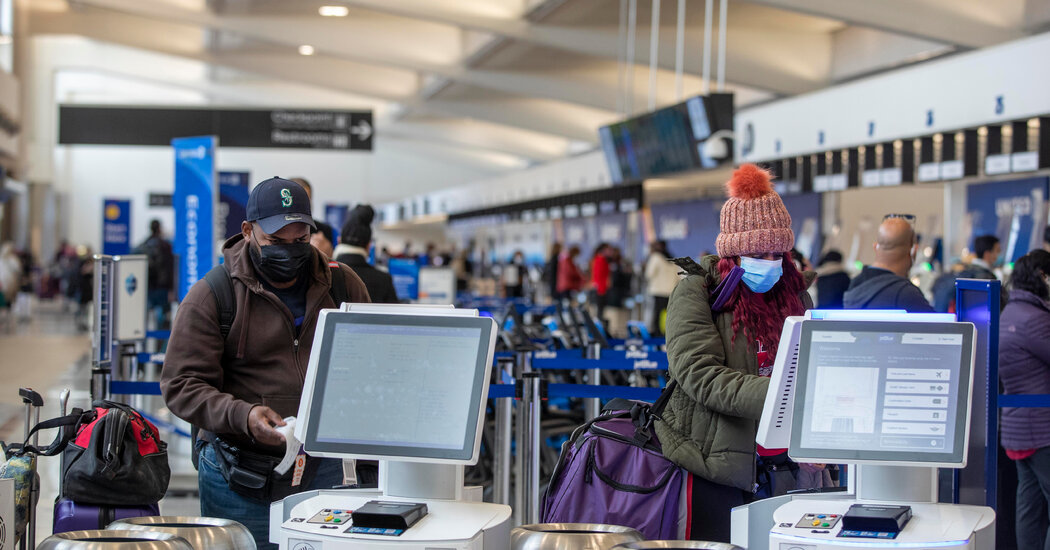 Masks Stay On: C.D.C. Keeps the Mandate on Planes