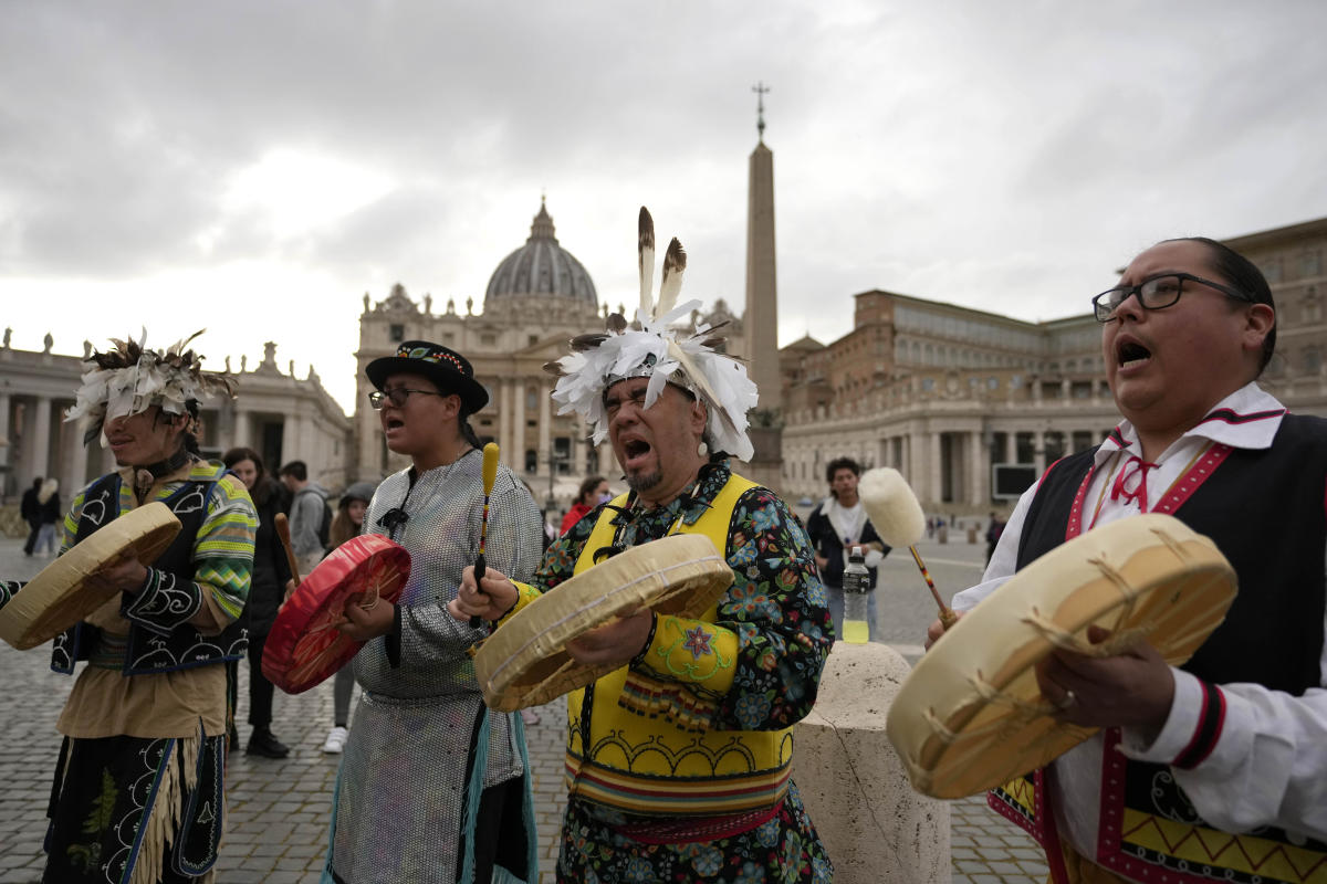 Pope makes historic apology to Indigenous for Canada abuses